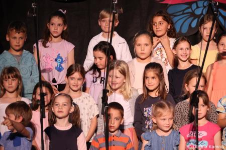 Območna revija otroških in mladinskih pevskih zborov občin Kamnik in Komenda (30)